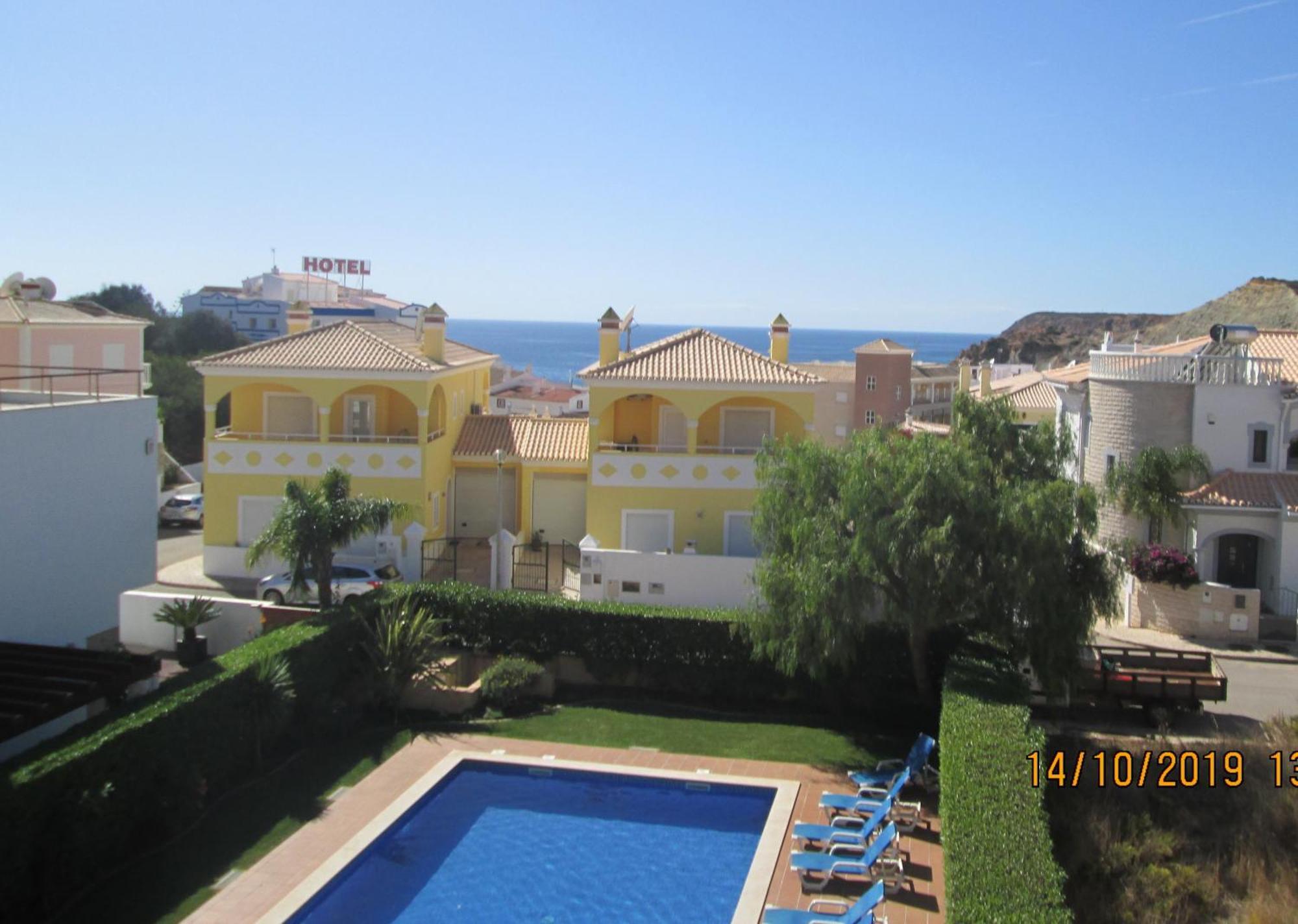 Apt Brightness Comfort In Burgau Exterior photo