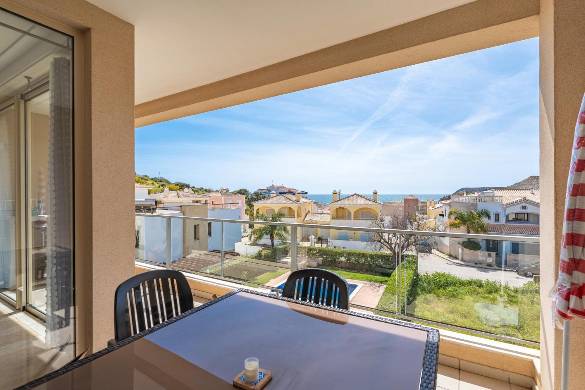 Apt Brightness Comfort In Burgau Exterior photo