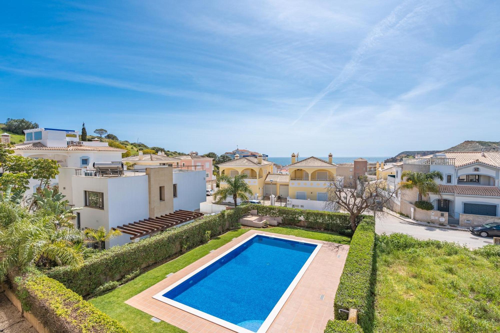 Apt Brightness Comfort In Burgau Exterior photo